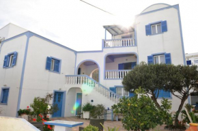 Отель Katerina Kafieri Apartments  Фира
